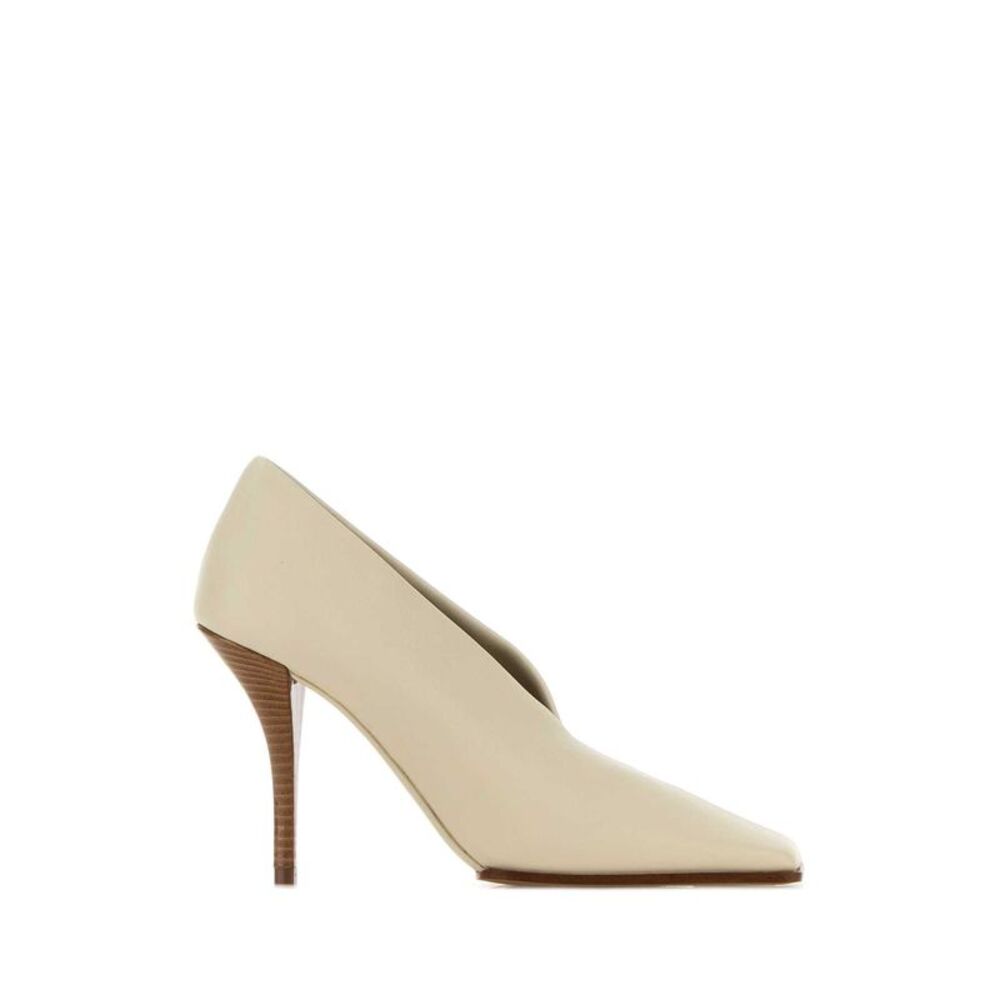 Alaia Women Ivory Leather Pumps
